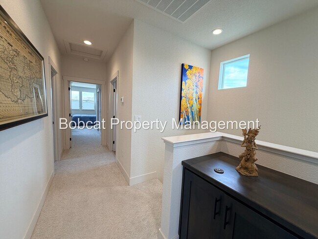 Building Photo - 1128 Grove St