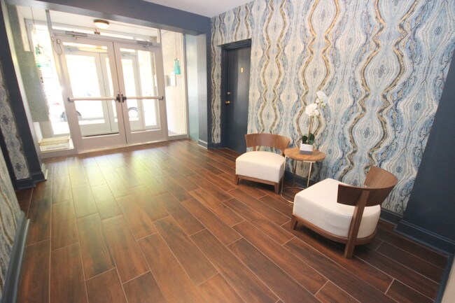 Building Photo - HIGHLAND MANOR APARTMENTS -- 020