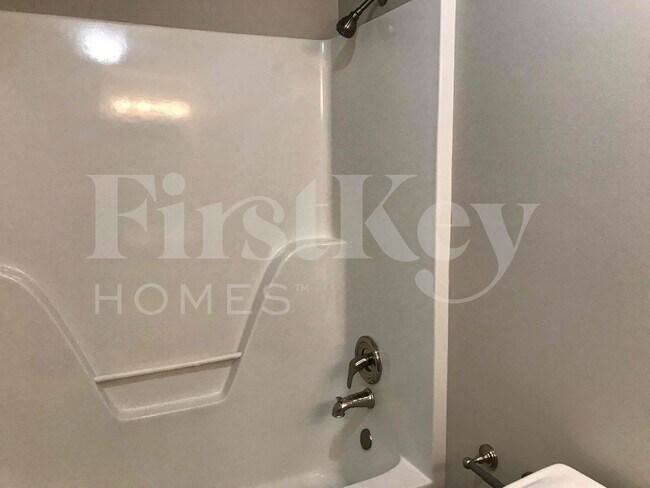 Building Photo - 182 Cedar Bend Dr