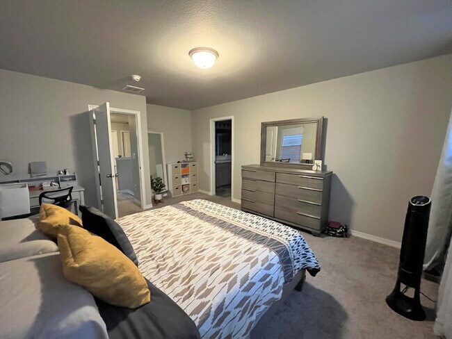 Building Photo - Nearly New 3 Bedroom with Loft Home at Enclaves At Mountain Vista Ranch