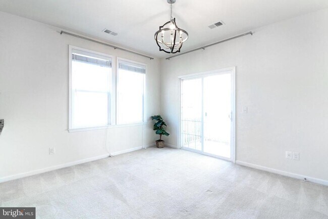 Building Photo - 24620 Byrne Meadow Square