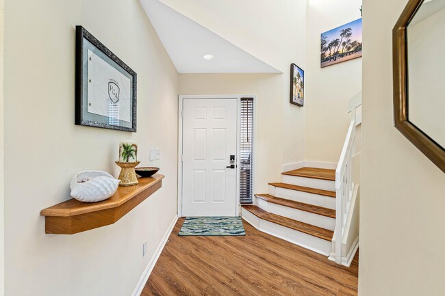 Building Photo - 858 Windermere Way