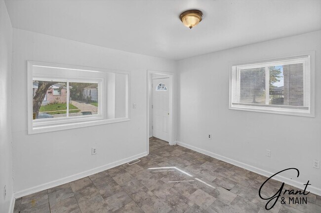 Building Photo - 21787 Nevada Ave