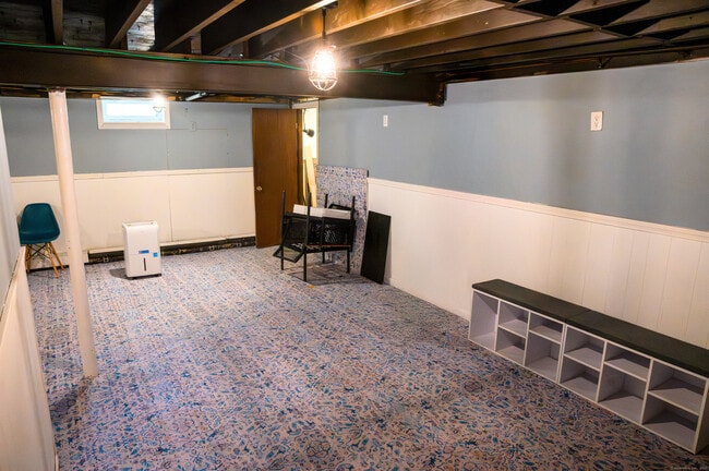 Building Photo - 27 Highview Terrace