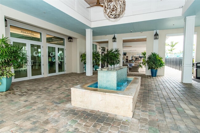 Building Photo - 375 NE Wharf Way