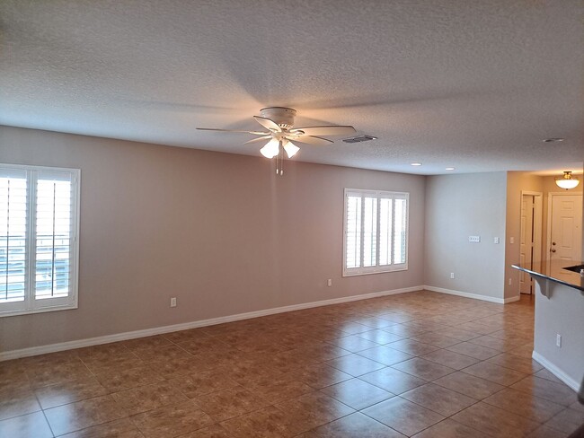 Building Photo - NEW SMYRNA BEACH 3BR 2.5BA TOWNHOME AVAILA...