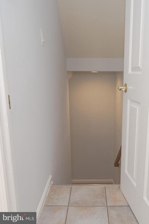 Building Photo - 2011 Pieris Ct