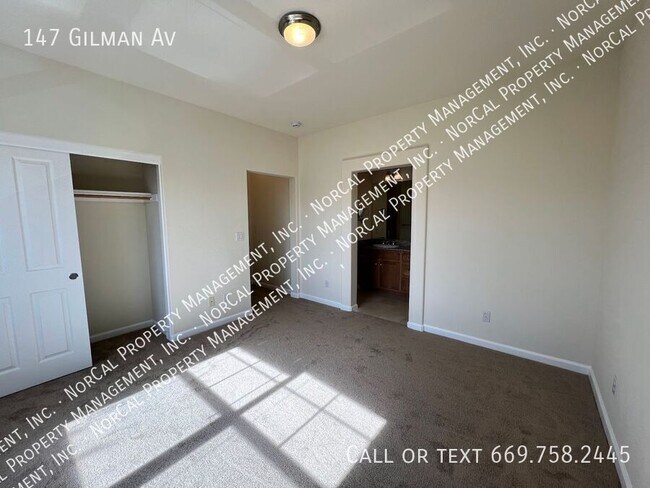 Building Photo - 147 Gilman Ave