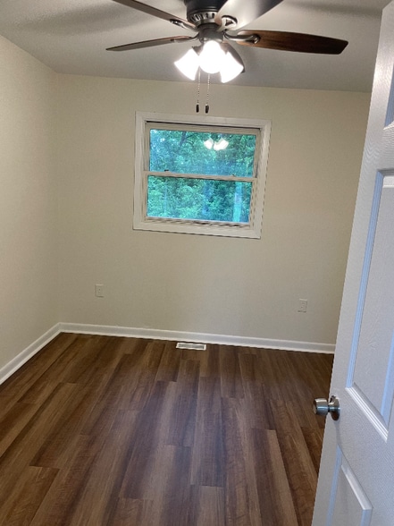 Building Photo - 1817 Chestnut St