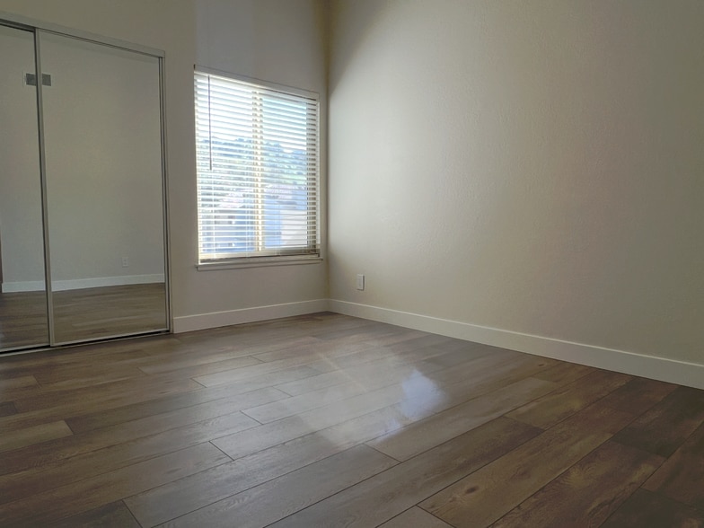 2nd Bedroom - 8 Town and Country Rd