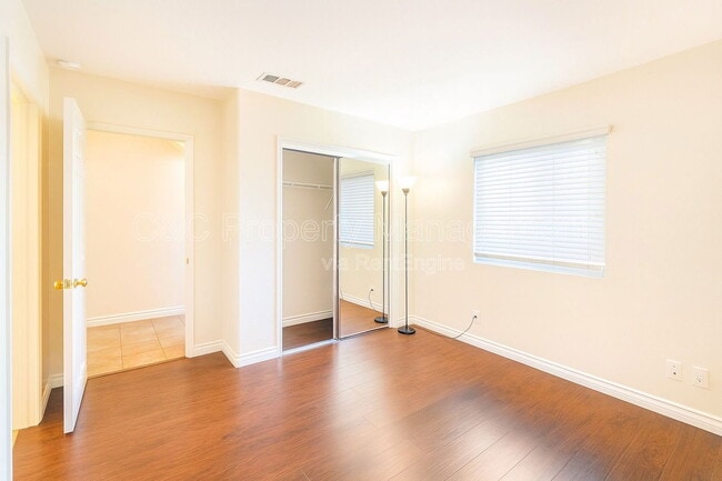 Building Photo - 6268 Cristal Ln