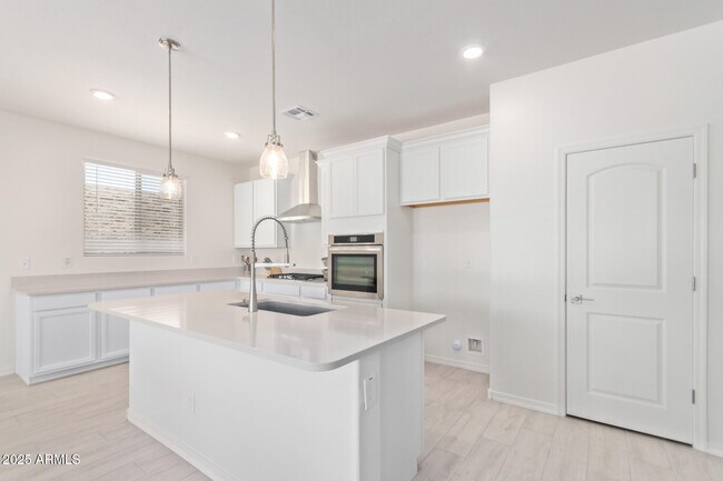 Building Photo - 3332 N 198th Ln