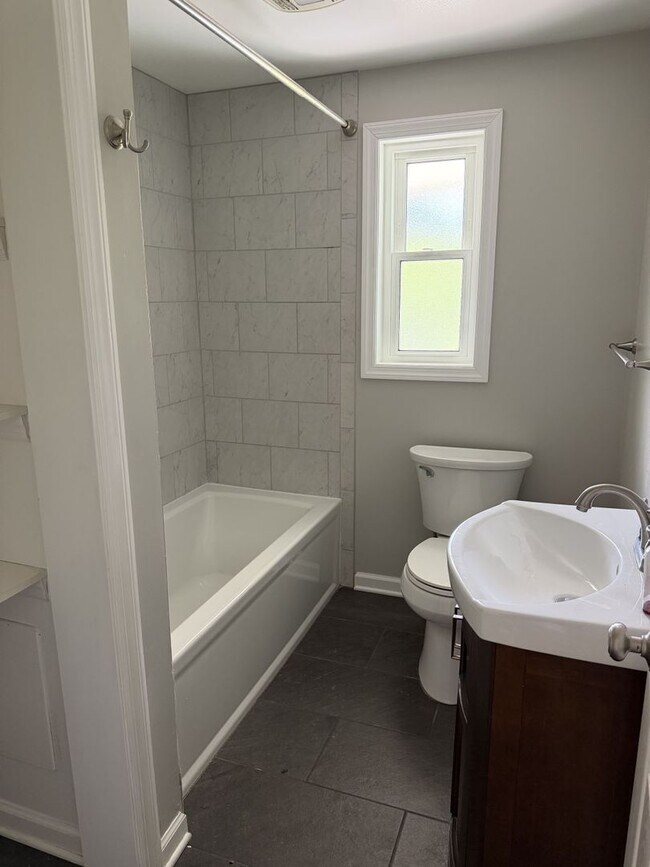 Building Photo - Price drop!  4 bedroom home now Available for Rent in Peters!