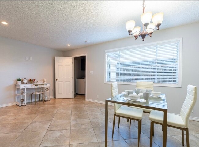 Building Photo - 11002 Hammerly Blvd