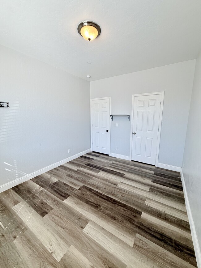 Building Photo - 1736 Berry St