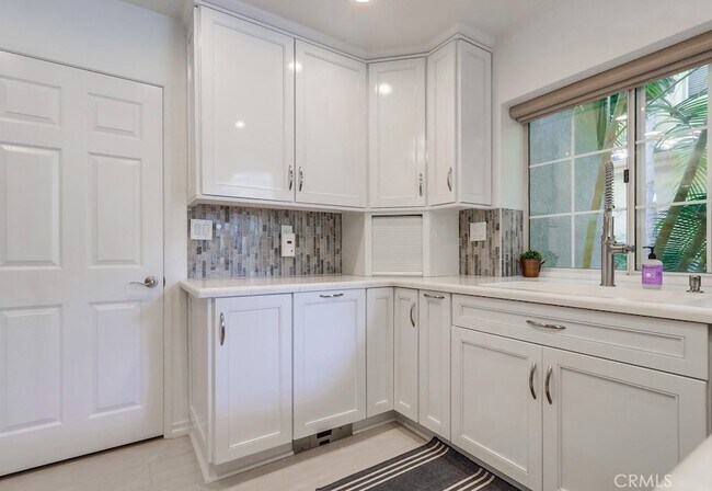 Building Photo - 54 Waxwing Ln