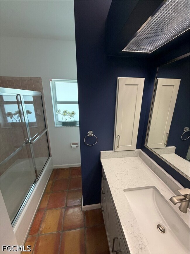 Building Photo - 27189 Gasparilla Dr
