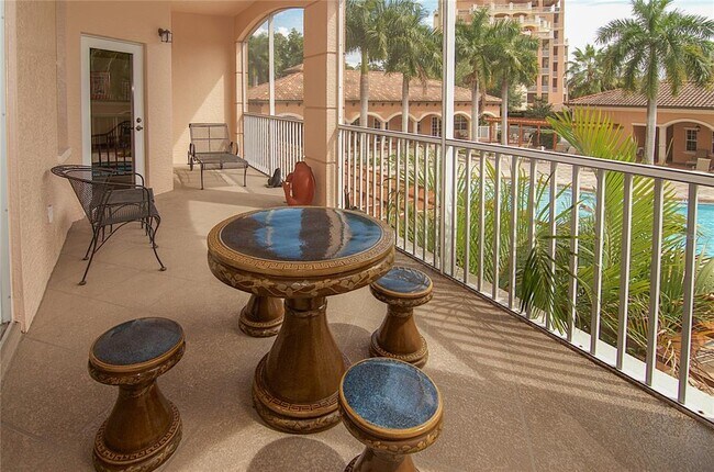 Building Photo - 5591 Cannes Cir
