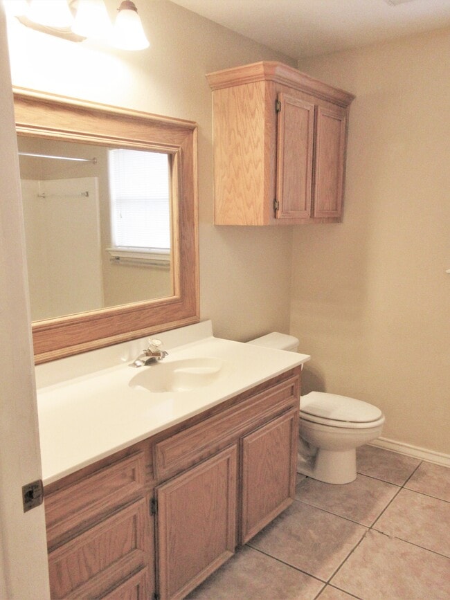 Building Photo - 5930 Cornell Dr