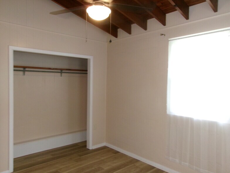 Building Photo - 154 Weerts Rd