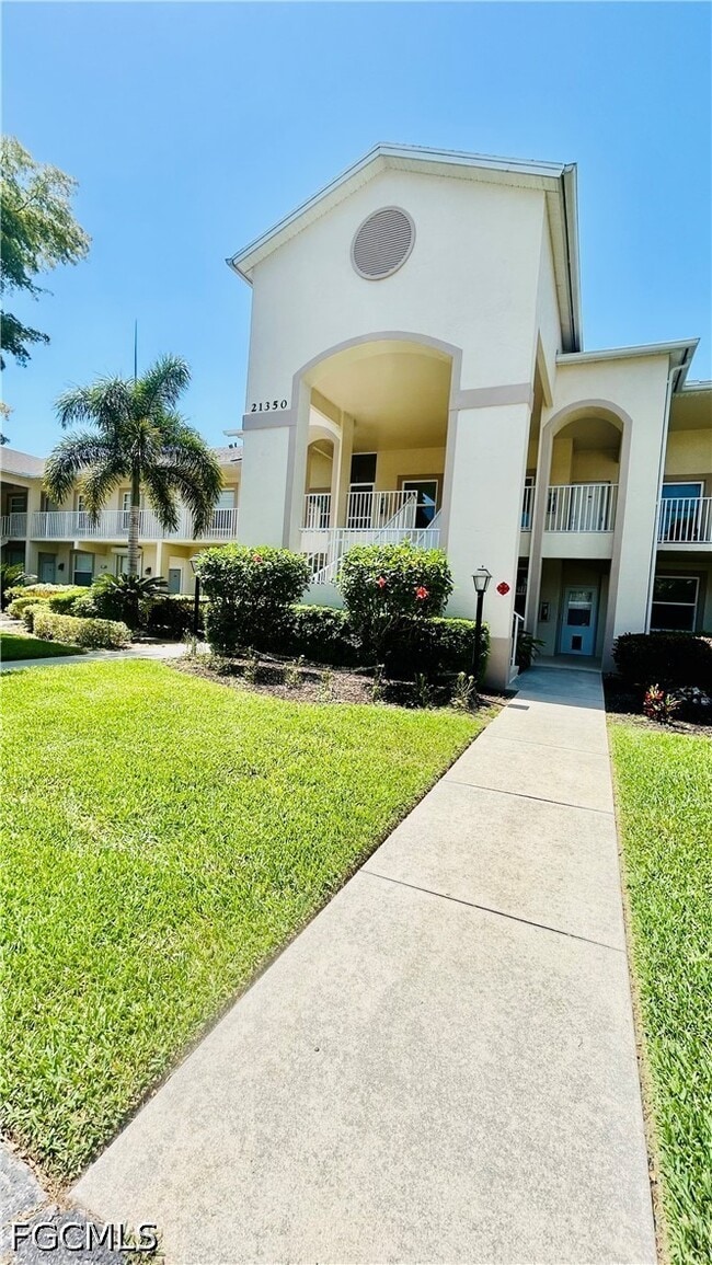 Building Photo - 21350 Lancaster Run