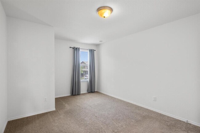 Building Photo - 1208 Ravenside Cove