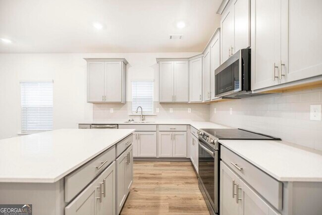 Building Photo - 108 Palmetto Ave