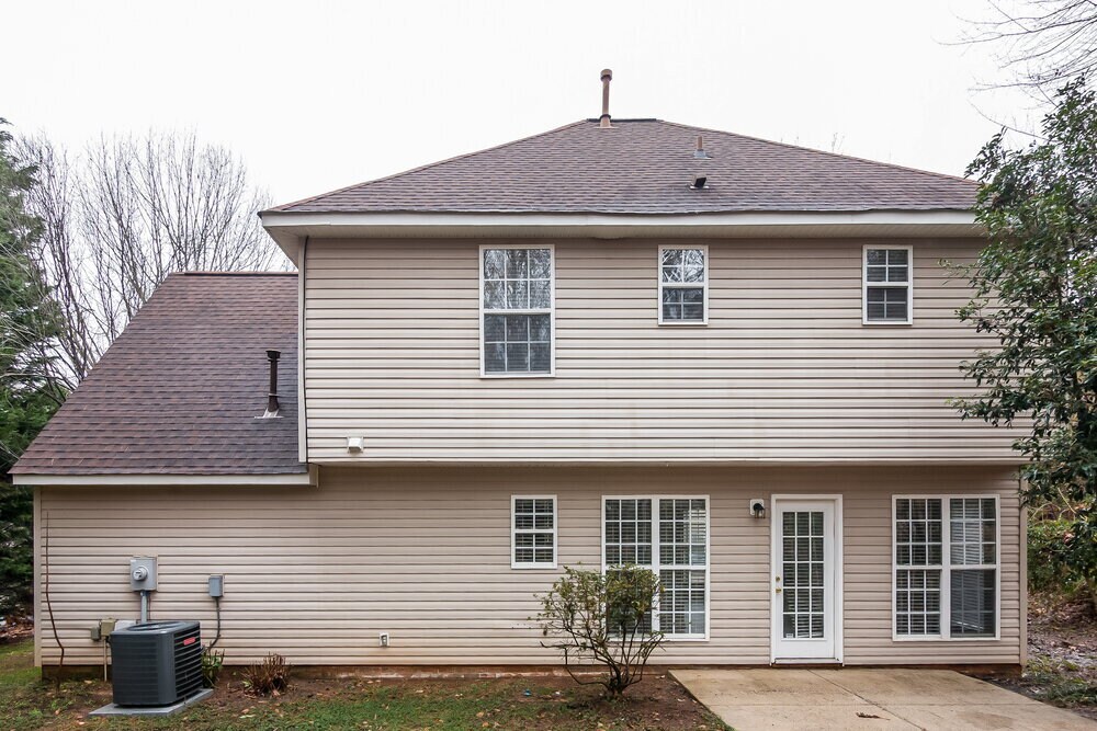Building Photo - 5937 Hedgecrest Pl