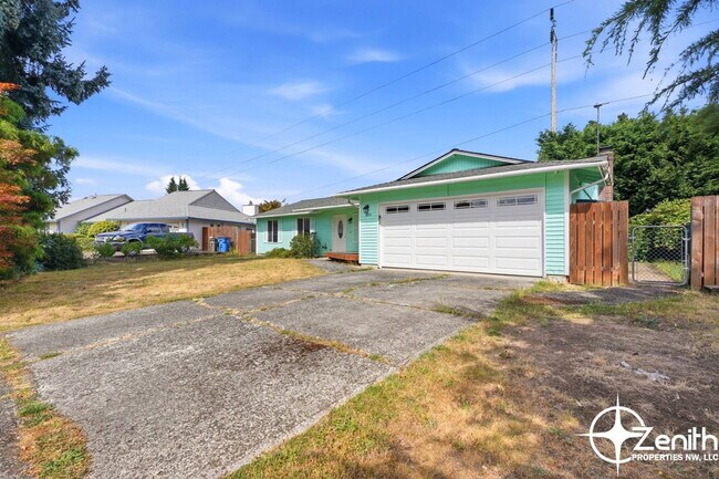 Building Photo - 12719 NE 10th Ave