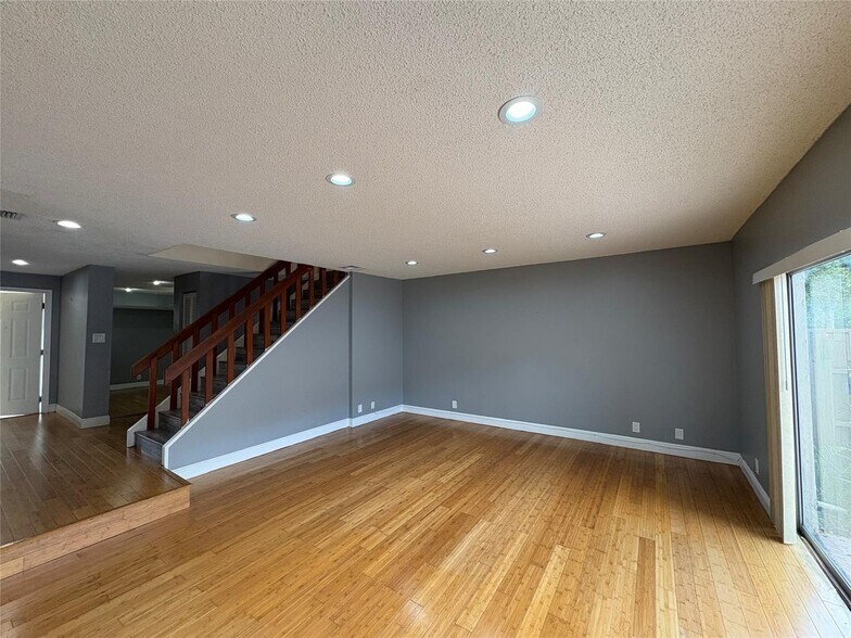 Building Photo - 8253 NW 8th Pl