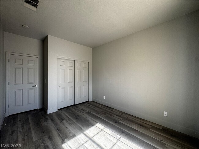 Building Photo - 7232 Deer View Ct