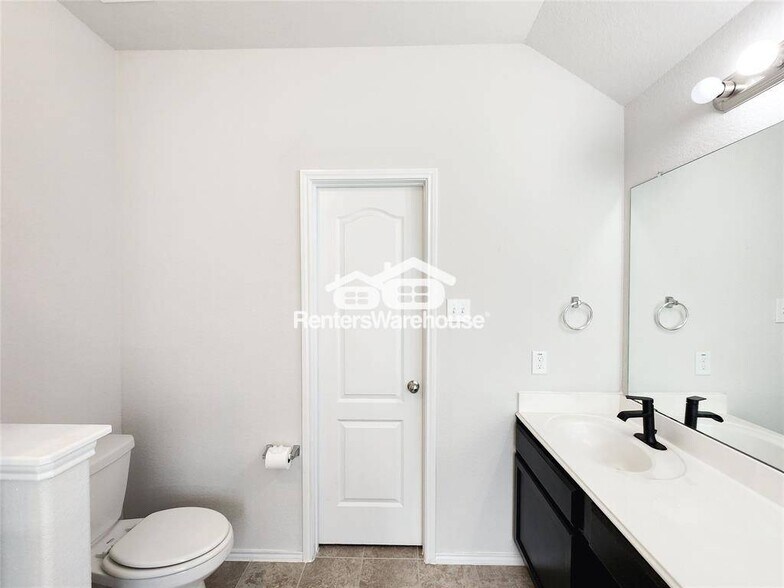 Building Photo - 5131 Spring Terrace Ln