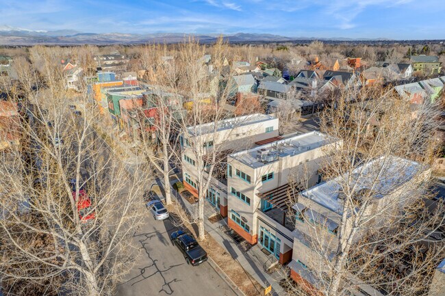 Building Photo - 742 Tenacity Dr