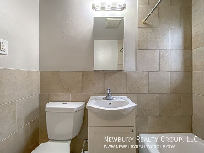 Building Photo - 104 W Steuben St