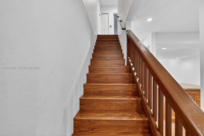 Building Photo - 8896 SW 62nd Terrace