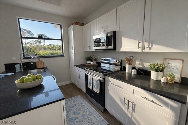 Building Photo - 133 Nacelle Ave S