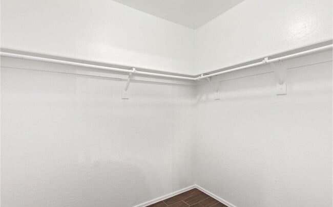 Building Photo - 17127 W Statler St