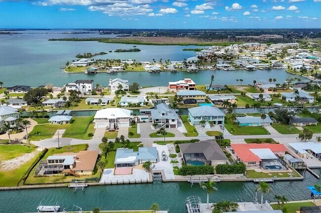 Building Photo - 1915 Pennsylvania Ave