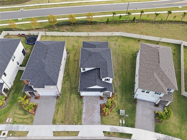 Building Photo - 11534 72nd Pl E