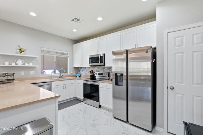 Building Photo - 1072 S Cheshire Ln