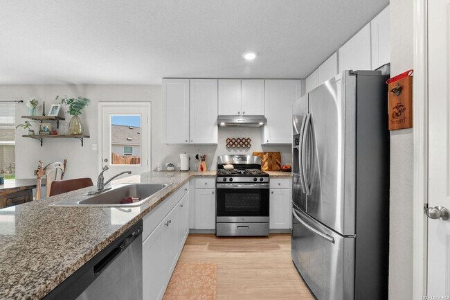 Building Photo - 6403 Ignacio Ct