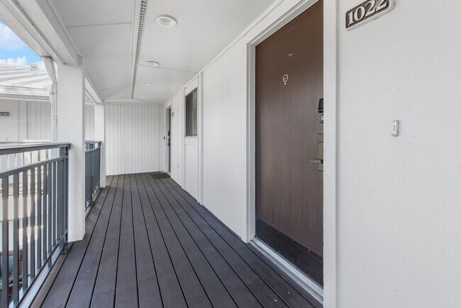 Building Photo - 4744 Fox Hunt Dr