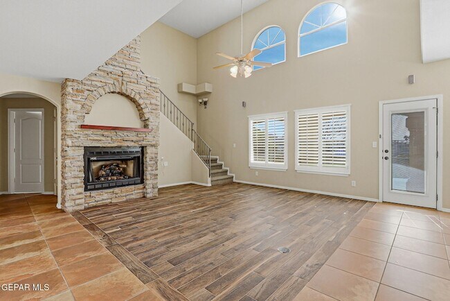 Building Photo - 6398 Franklin Summit Drive