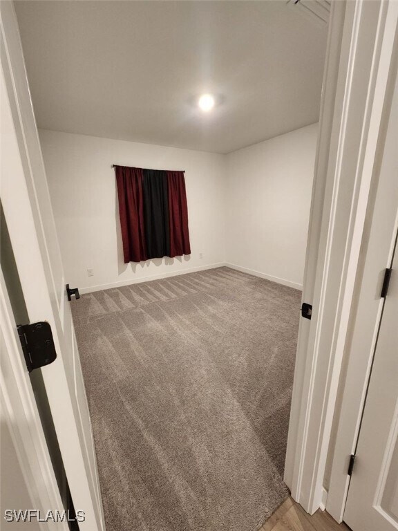 Building Photo - 868 Winwood Cir