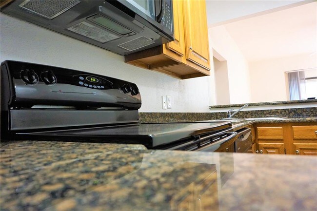 Building Photo - 2207 S Braeswood Blvd