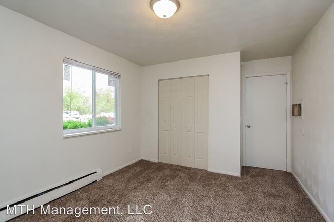 Building Photo - 1 br, 1 bath Apartment - 1605 Bacon Avenue