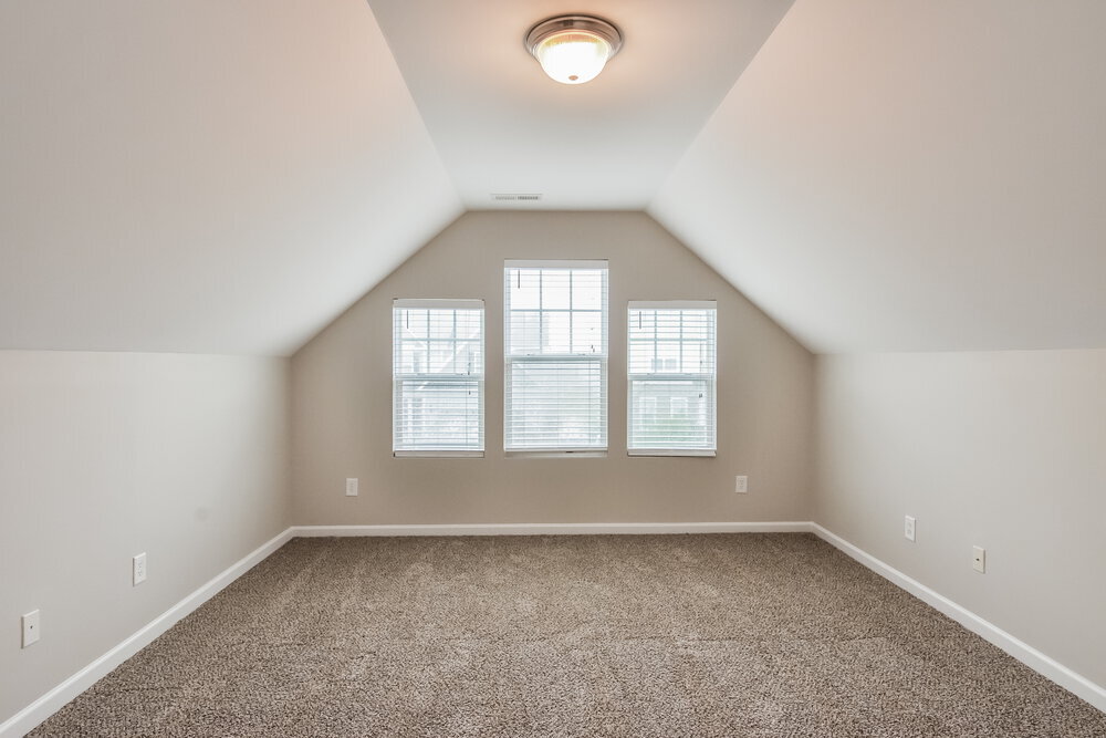 Building Photo - 3215 Whispernut Ln