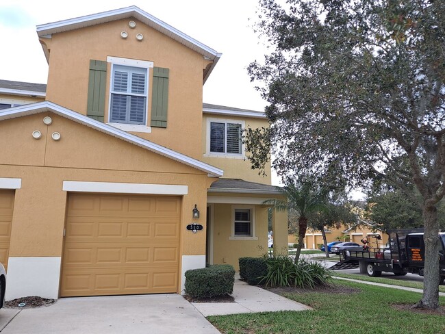 Building Photo - NEW SMYRNA BEACH 3BR 2.5BA TOWNHOME AVAILA...