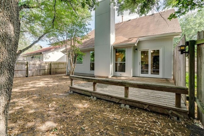 Building Photo - 13030 Staton Dr