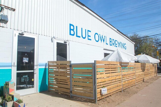 Building Photo - 2506 E Cesar Chavez St